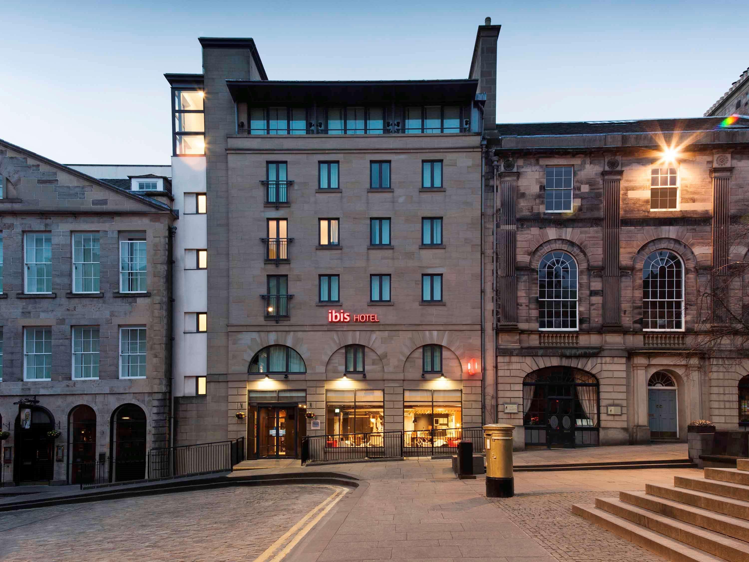 Hotel Ibis Edinburgh Centre Royal Mile - Hunter Square Exterior foto